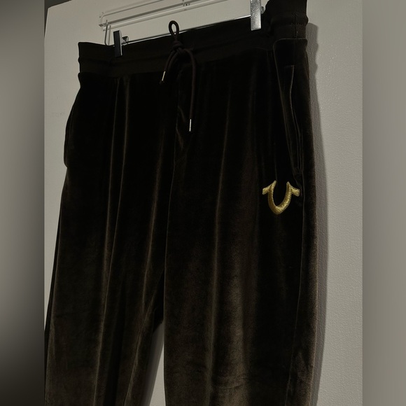 True Religion Velour Logo Branded Joggers Mocha - Picture 3 of 9